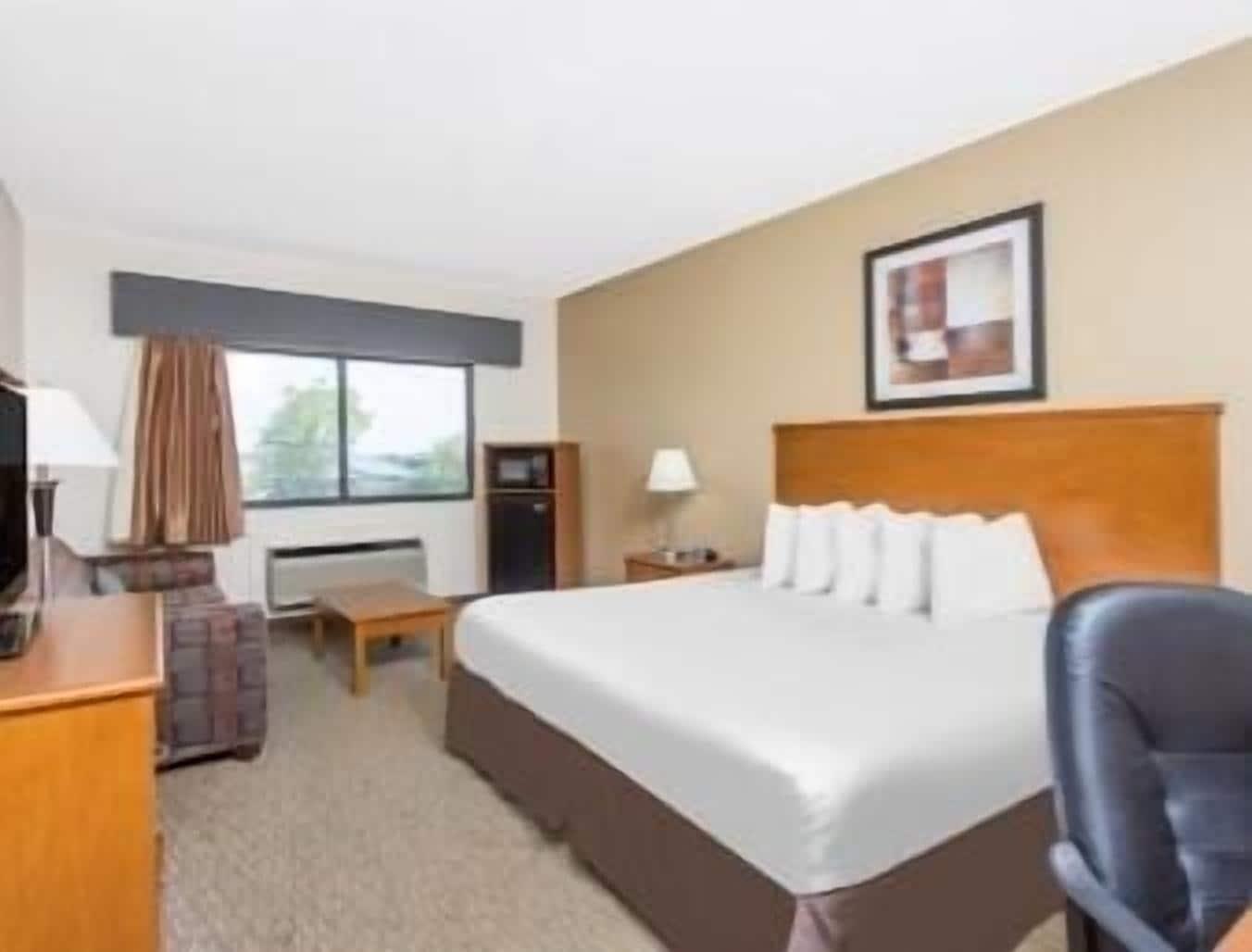 Days Inn By Wyndham Phenix City Near Fort Moore Esterno foto