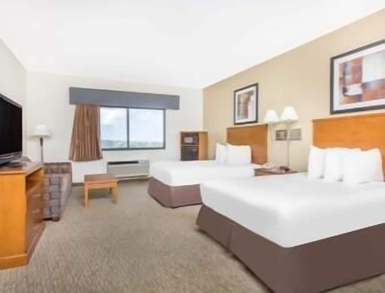 Days Inn By Wyndham Phenix City Near Fort Moore Esterno foto